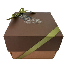 Carica l'immagine nel visualizzatore di Gallery, Colomba Artigianale con Crema all'Amaro Spinamara - Etnaly - shop