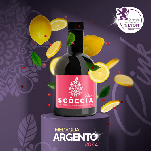 Scoccia Pink: Il Limoncello Siciliano dal Tocco di Pepe Rosa - Etnaly-shop