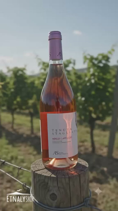 Vino  Nerello Cappuccio Rosso IGT Terre Siciliane
